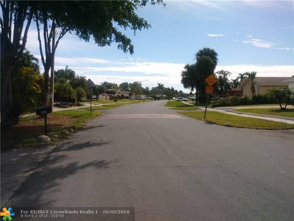 West Palm Beach, FL 33407,3916 Australian Ct