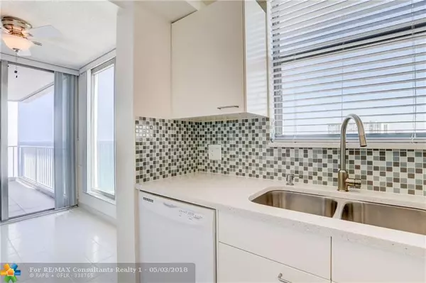 Pompano Beach, FL 33062,1010 S Ocean Blvd  #1707