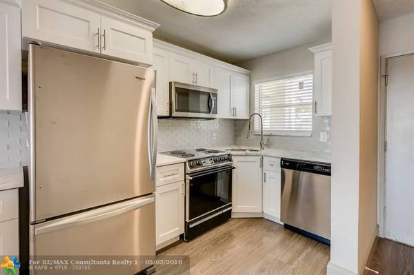 2311 NE 36th Street  #1F,  Lighthouse Point,  FL 33064