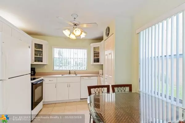 Sunrise, FL 33322,9721 Sunrise Lakes Blvd  #101