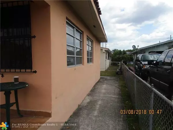 Miami, FL 33126,525-531 NW 43rd Pl