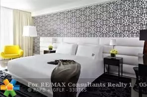 Miami, FL 33139,1100 WEST AV  #523