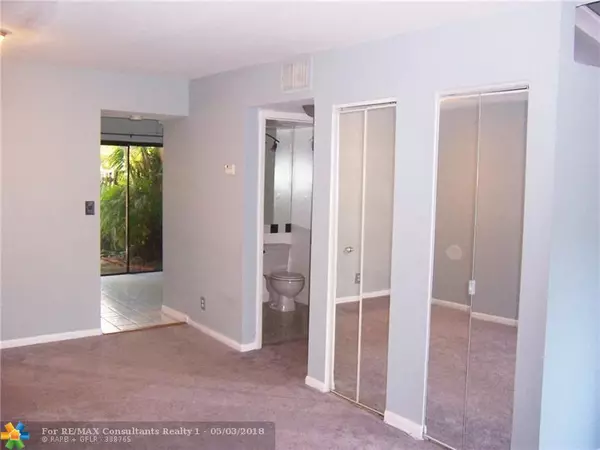 Fort Lauderdale, FL 33311,328 City View Dr  #328