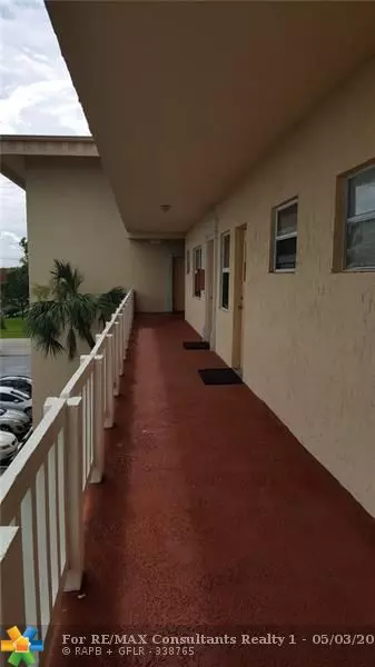 Lauderdale Lakes, FL 33319,4151 NW 41st St  #302