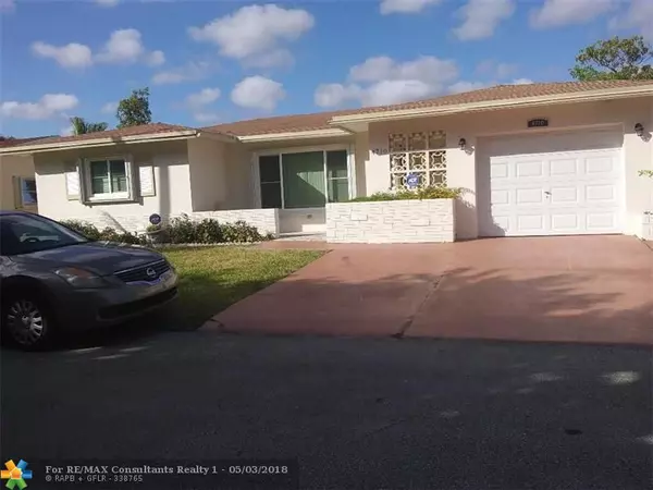 4710 NW 50th Ct, Tamarac, FL 33319