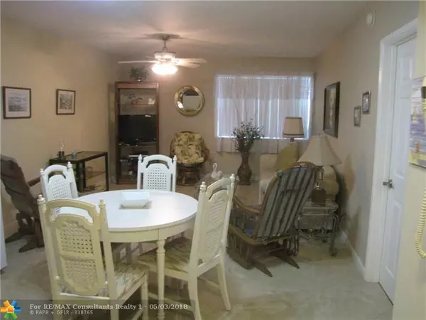 Pompano Beach, FL 33060,221 SE 9th Ave  #209