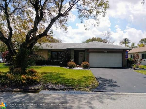 10868 NW 21st Pl, Coral Springs, FL 33071