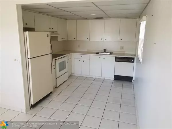 Pembroke Pines, FL 33027,13455 SW 9th Ct  #118 J