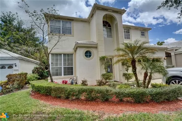 9330 NW 8th Cir, Plantation, FL 33324