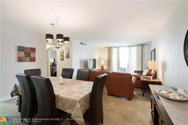 Hollywood, FL 33019,3801 S Ocean Dr  #14T