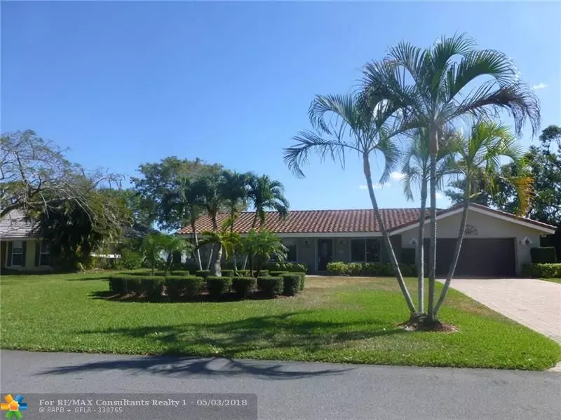 3100 Estates Dr, Pompano Beach, FL 33069