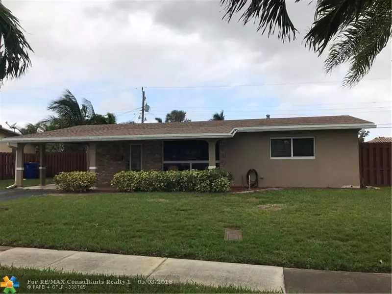 421 SE 3rd Ct, Deerfield Beach, FL 33441