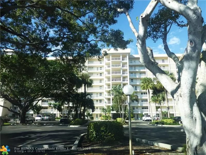 2671 S Course Dr  #309, Pompano Beach, FL 33069