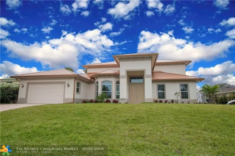 8574 SE Banyan Tree Street, Hobe Sound, FL 33455