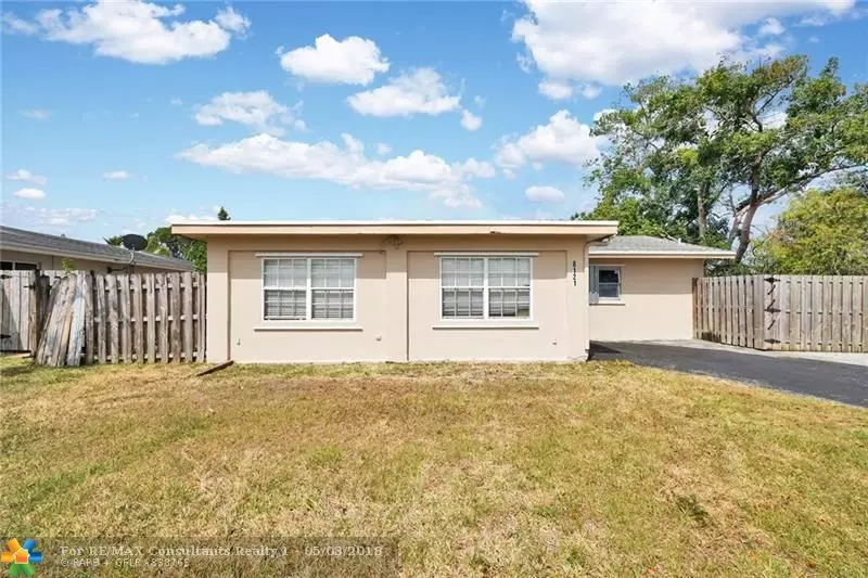 8121 NW 72nd Ave, Tamarac, FL 33321