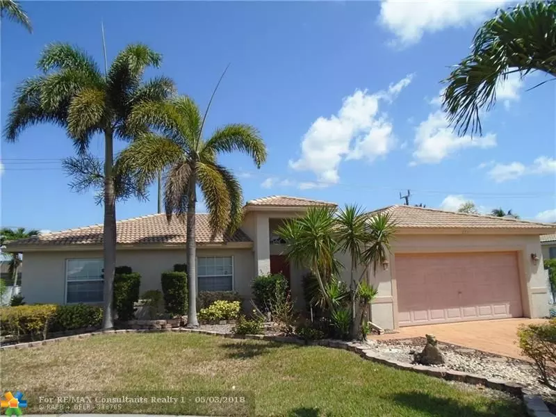 8231 NW 45th St, Lauderhill, FL 33351