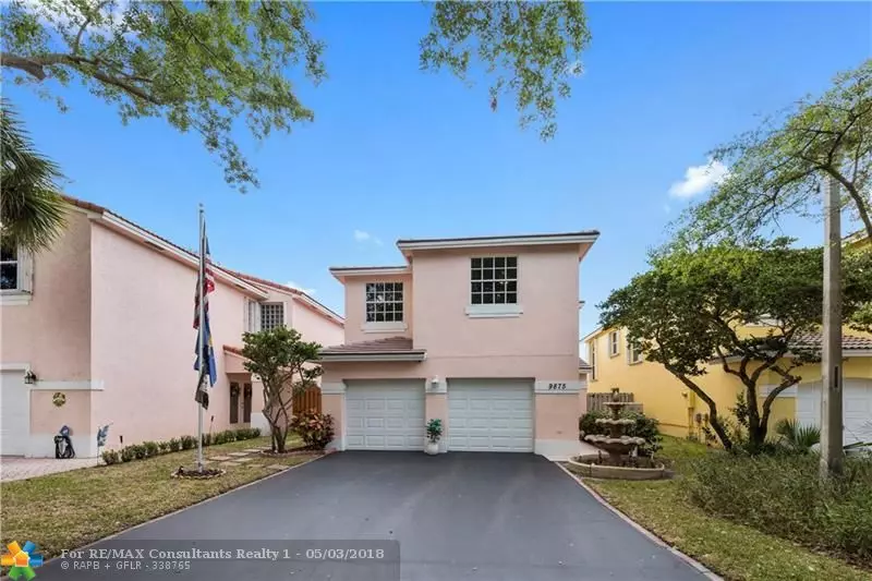 9875 Fairway Cove Ln, Plantation, FL 33324