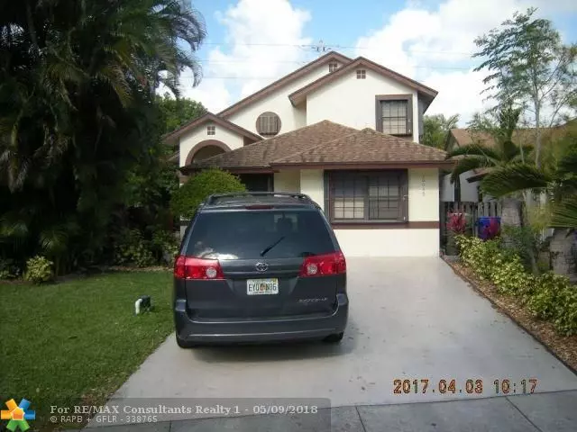 10040 SW 16th St, Pembroke Pines, FL 33025