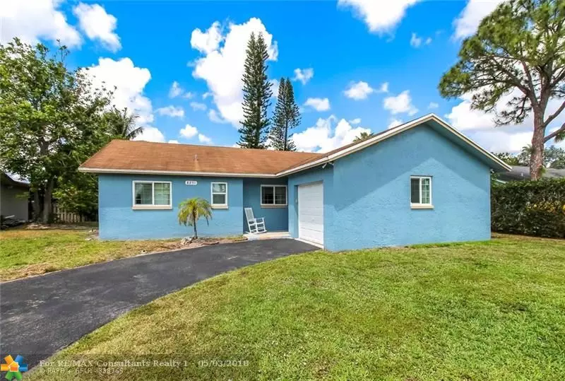 8251 NW 48th St, Lauderhill, FL 33351