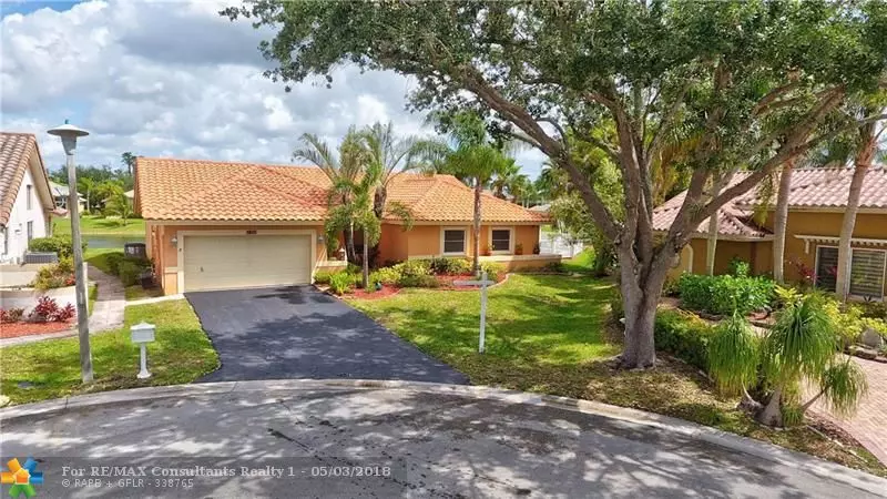 5657 NW 64th Ln, Coral Springs, FL 33067