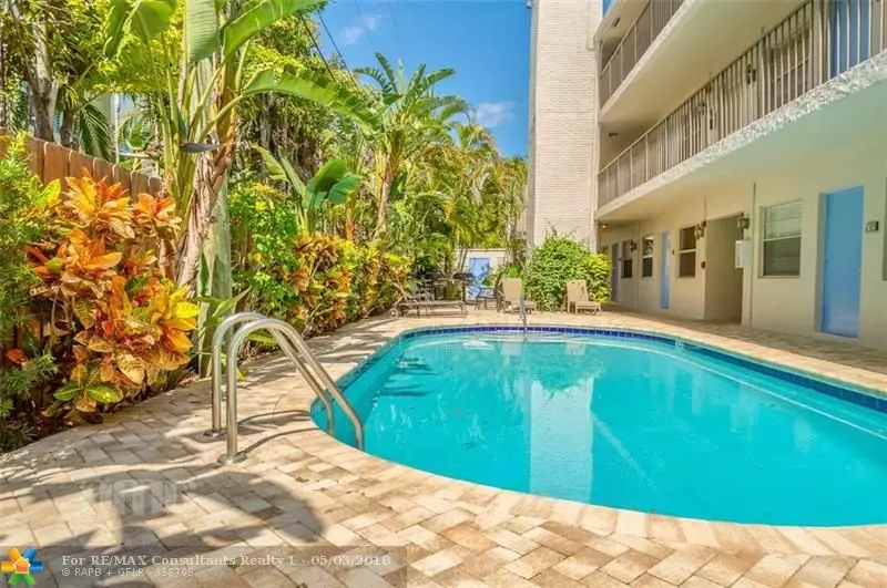 215 NE 16th Ave  #202, Fort Lauderdale, FL 33301