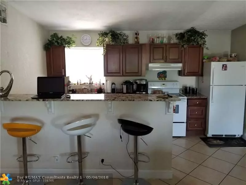 3275 Orange St, Boynton Beach, FL 33435