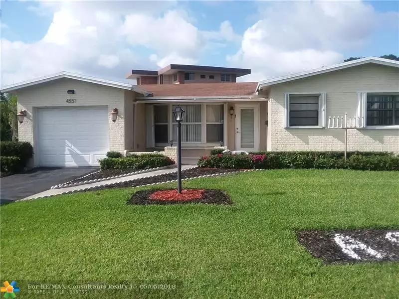 4551 NW 27th St, Lauderhill, FL 33313