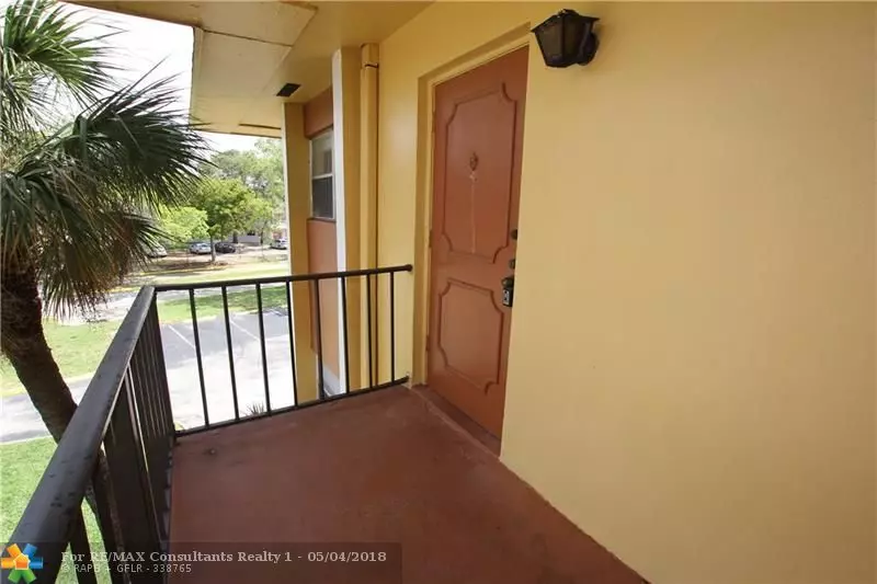 8020 Colony Cir  #301, Tamarac, FL 33321