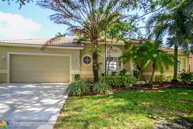 5027 Mallards Ct, Coconut Creek, FL 33073