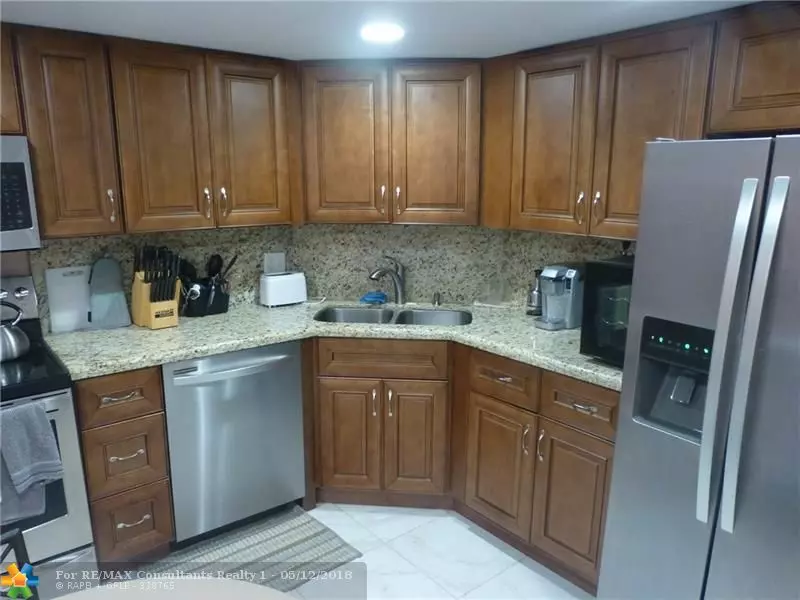 3300 Spanish Moss Ter  #312, Lauderhill, FL 33319