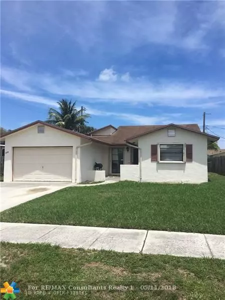 310 SW 33rd Ave, Deerfield Beach, FL 33442