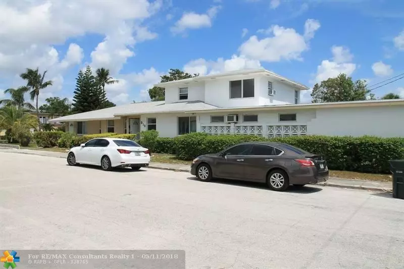 312 N 9th Av, Lake Worth, FL 33460