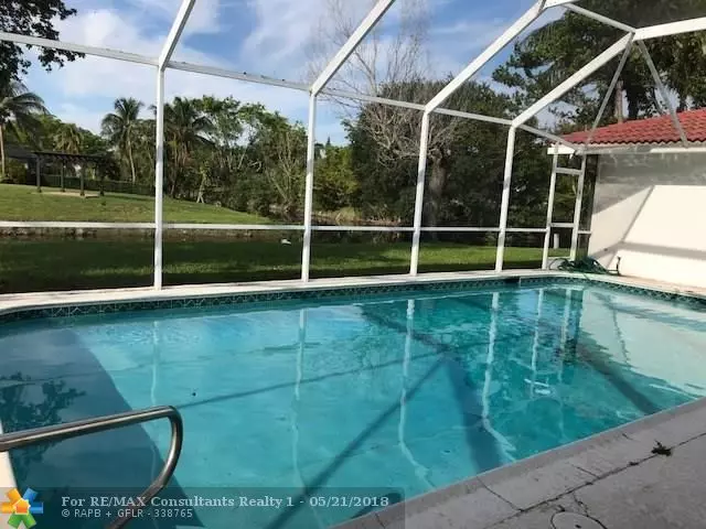 8500 NW 27th Dr, Coral Springs, FL 33065