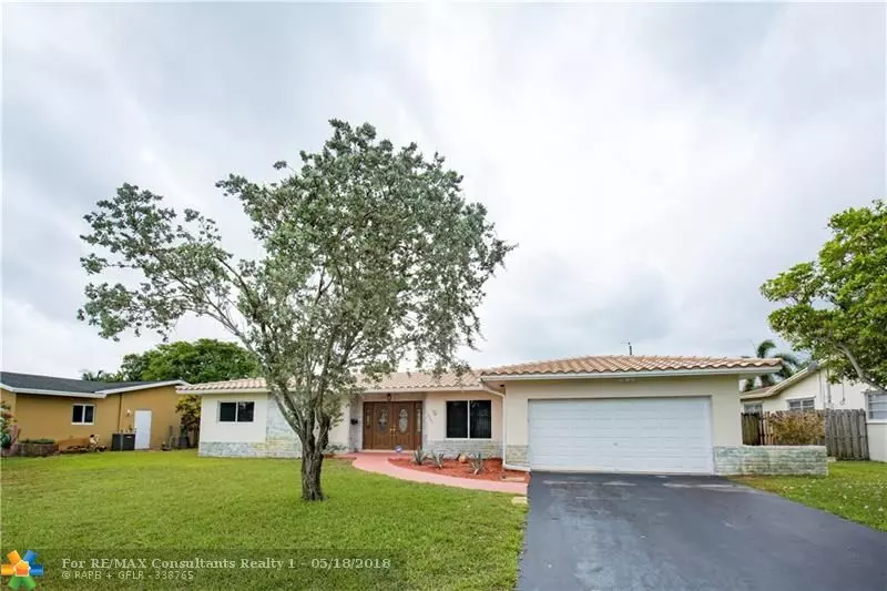 5280 SW 6 St, Plantation, FL 33317