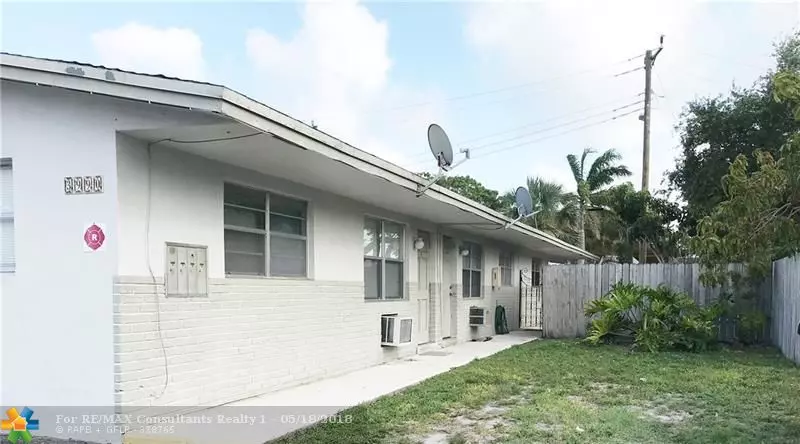 3990 SW 51st St, Dania Beach, FL 33312