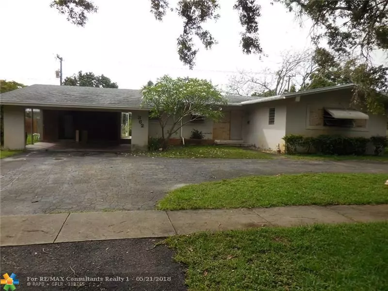 362 S Fig Tree Lane, Plantation, FL 33317