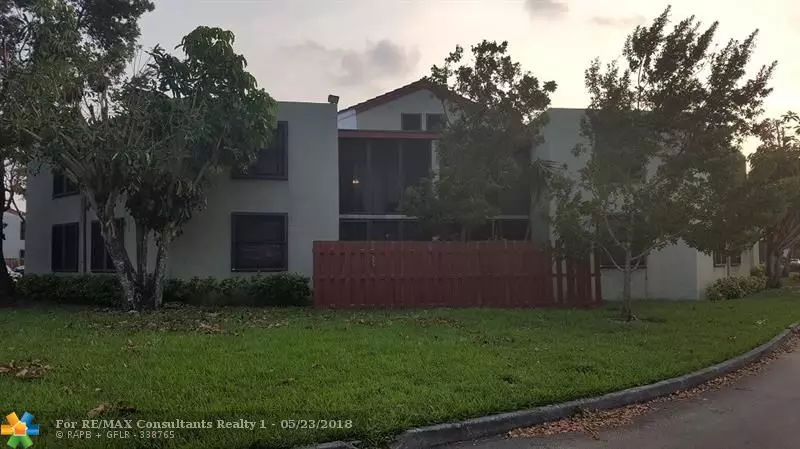 216 Lake Pointe Dr  #118, Oakland Park, FL 33309