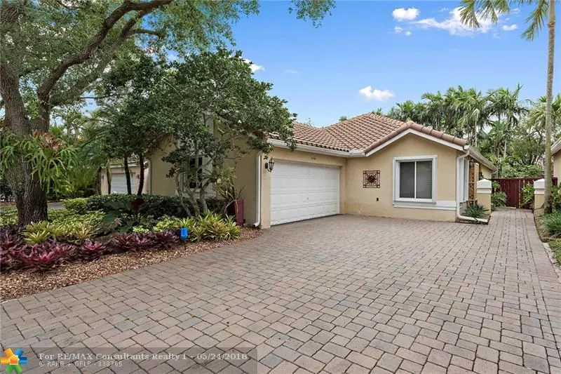 10109 NW 3rd Ct, Plantation, FL 33324