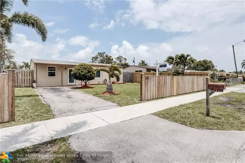 321 NE 58th Ct, Oakland Park, FL 33334