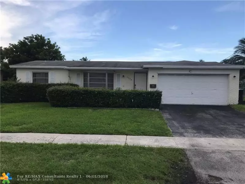 3990 NW 33rd Ave, Lauderdale Lakes, FL 33309