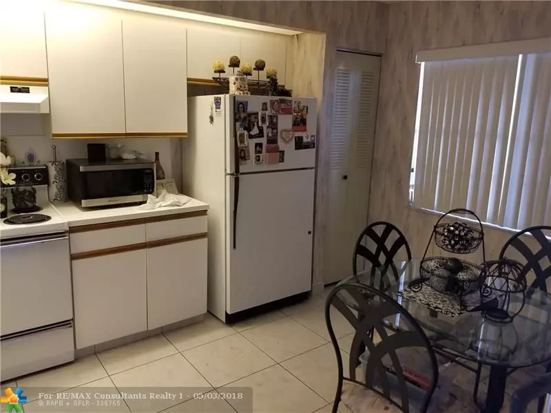 Pembroke Pines, FL 33027,12650 SW 6th St  #207 K