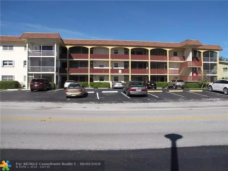 Pompano Beach, FL 33060,651 Pine Dr  #108