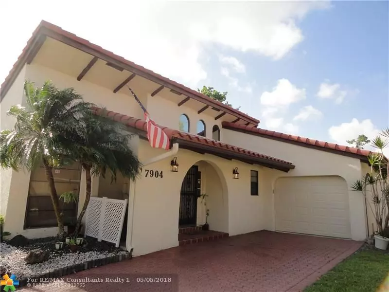 Tamarac, FL 33321,7904 Hibiscus Cir.  #17