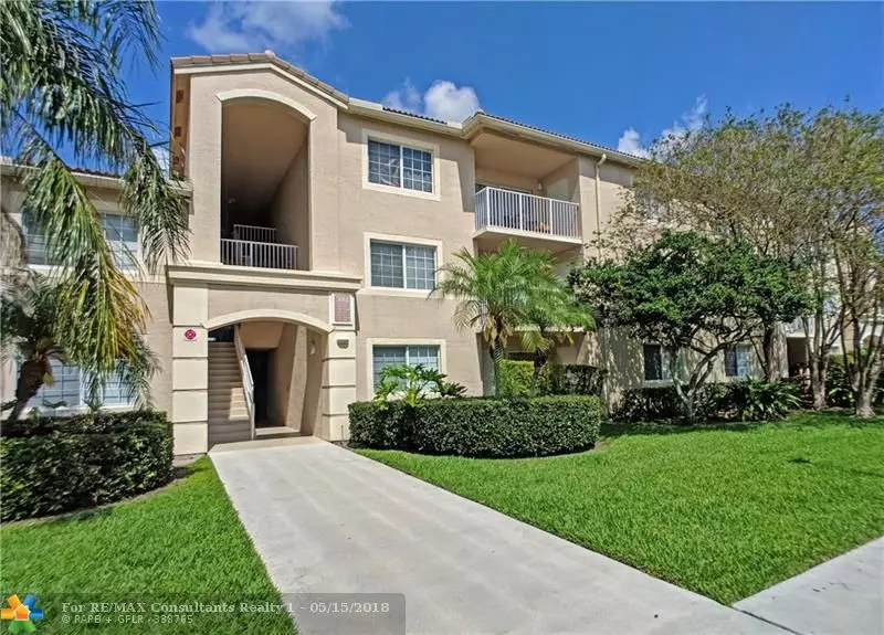 Coconut Creek, FL 33073,5061 Wiles Rd  #104