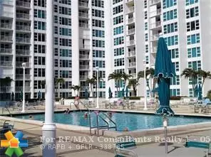 Lauderdale By The Sea, FL 33062,1620 S Ocean Blvd  #10L