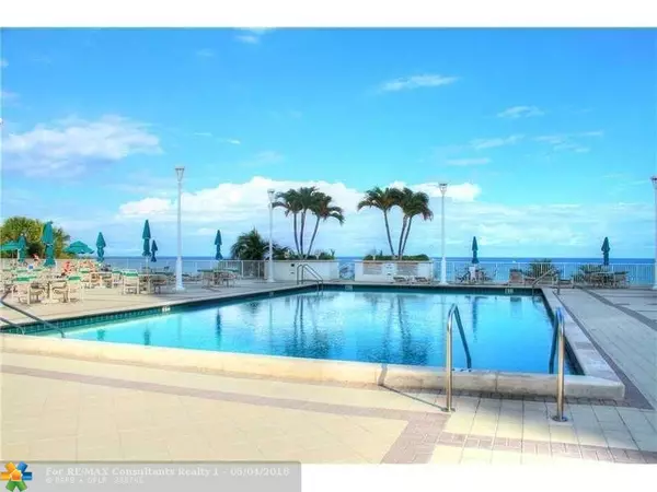 Lauderdale By The Sea, FL 33062,1620 S Ocean Blvd  #10L