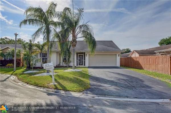 5214 NW 98th Ter, Coral Springs, FL 33076