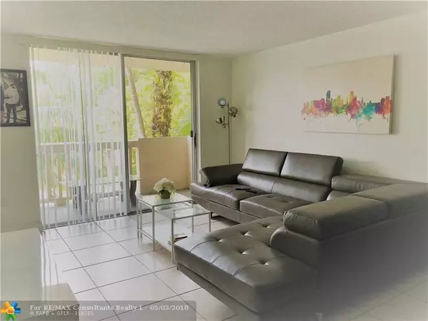 North Miami, FL 33181,1800 Sans Souci Blvd  #322