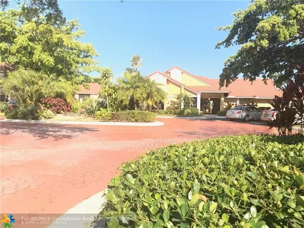 Coral Springs, FL 33067,5701 Riverside Dr  #101