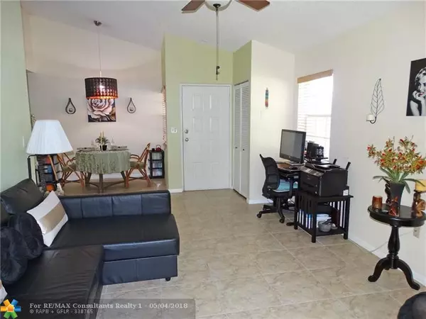 Oakland Park, FL 33309,2810 N Oakland Forest Dr  #201